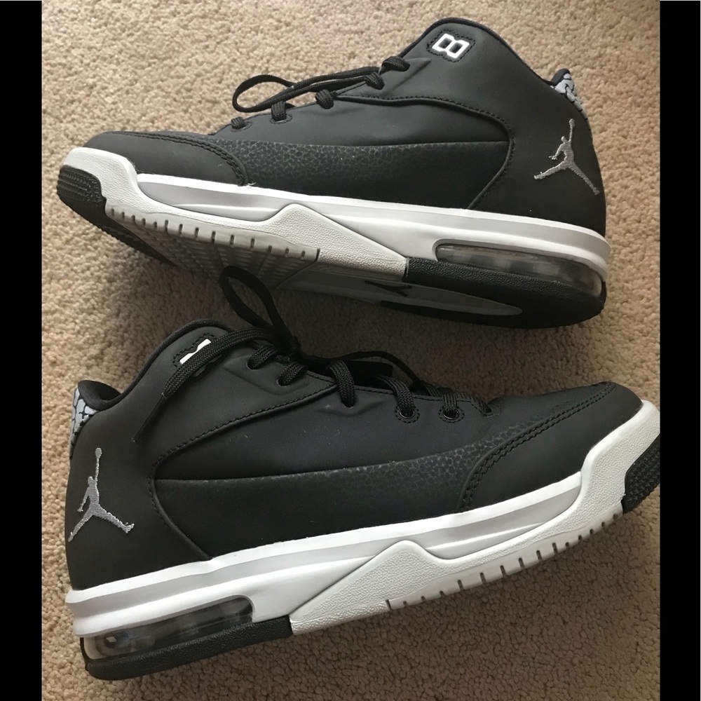 Boys Youth Nike Jordan Flight Origin 3 BG (5Y) ❤️